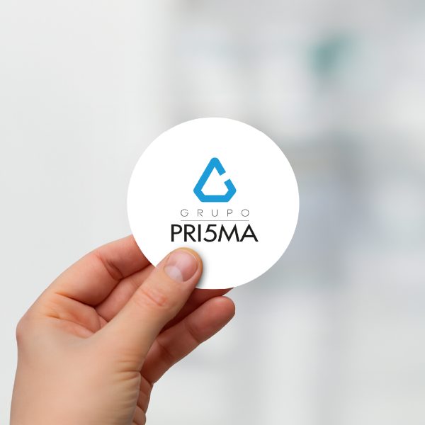 500 stickers personalizados por $35.000 en otro acabado o aplicación